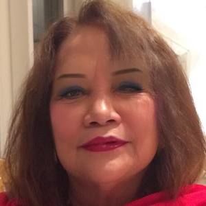 Meet your Posher, Deena